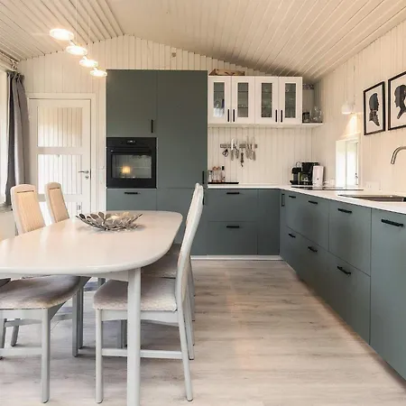 Charming 6-person Vacation In Feriehus